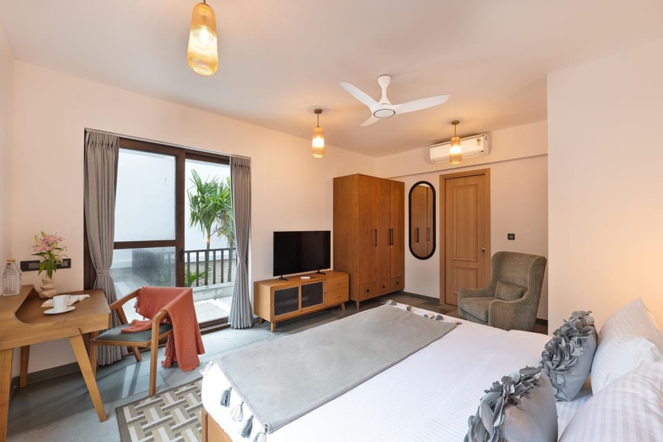 Bed, wardrobe, air conditioner