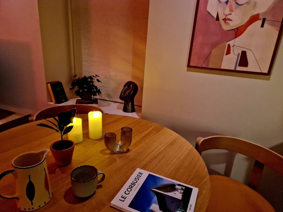 King Bed Renovated and Cozy Near Bryggen House in Bergen