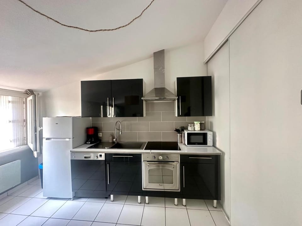 Cosy Appartement climatisé 45 m2 en cœur de ville, proche gare Apartment in Narbonne