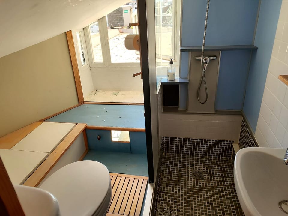 Toilet, Bathroom