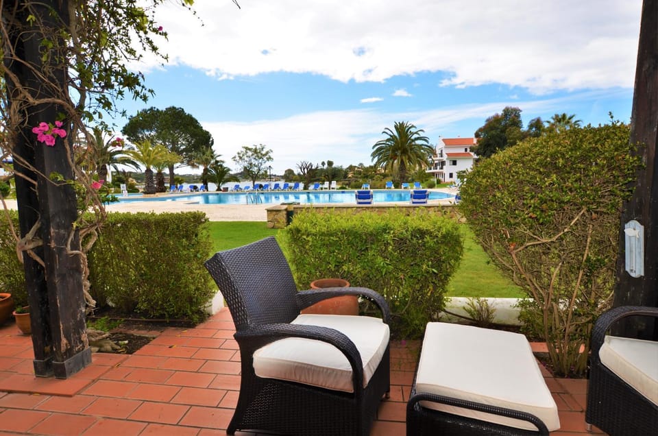 Garden, Garden, Balcony/Terrace, Garden view, Pool view