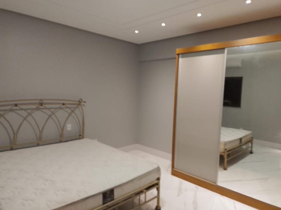 ED VOLPI Apartamento mobiliado com 4 suítes, em Belém, Pará Apartment in Belém