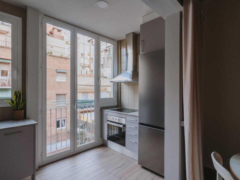 Kitchen or kitchenette, oven, stove