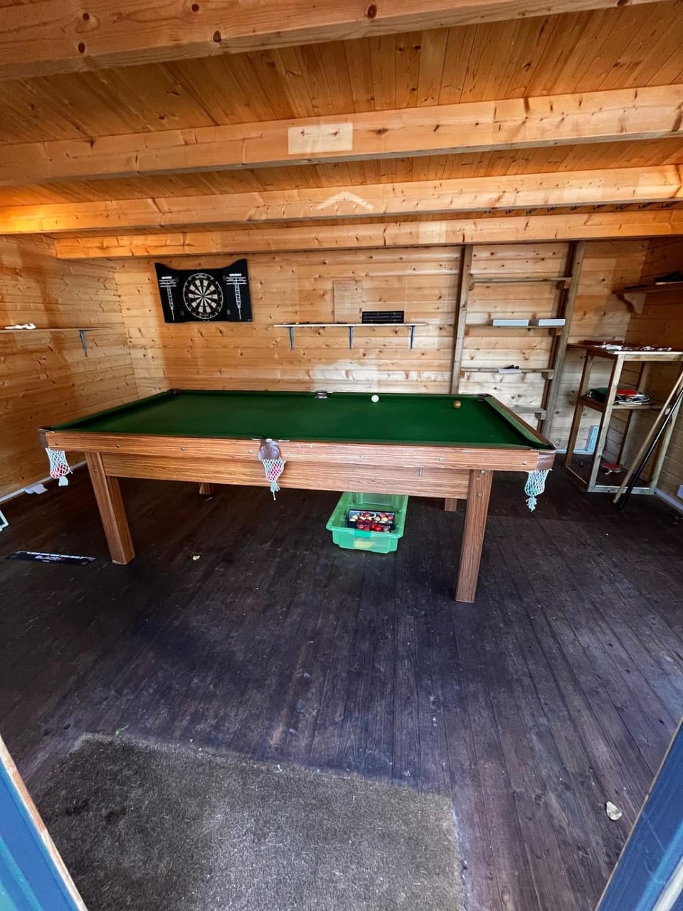 Beechwood House, Hot Tub & Games Room, New Forest House in Ringwood