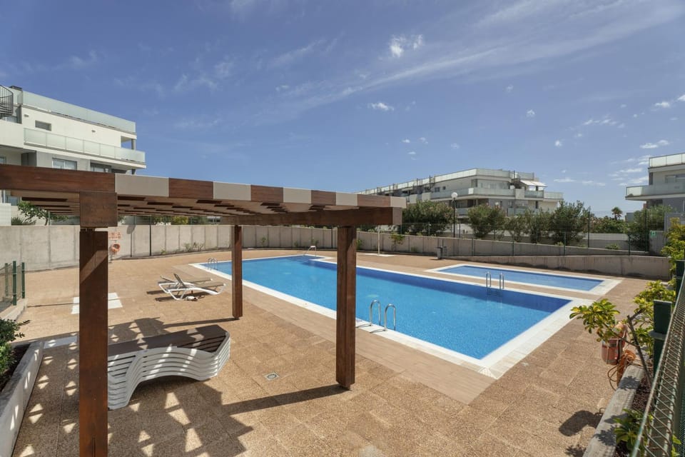 Property building, Swimming pool