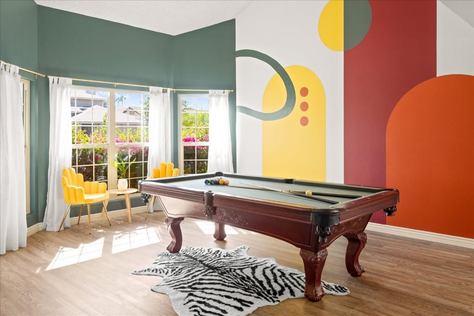 Epic Mesa Getaway - Pool - Hot Tub - Game Room House in Chandler