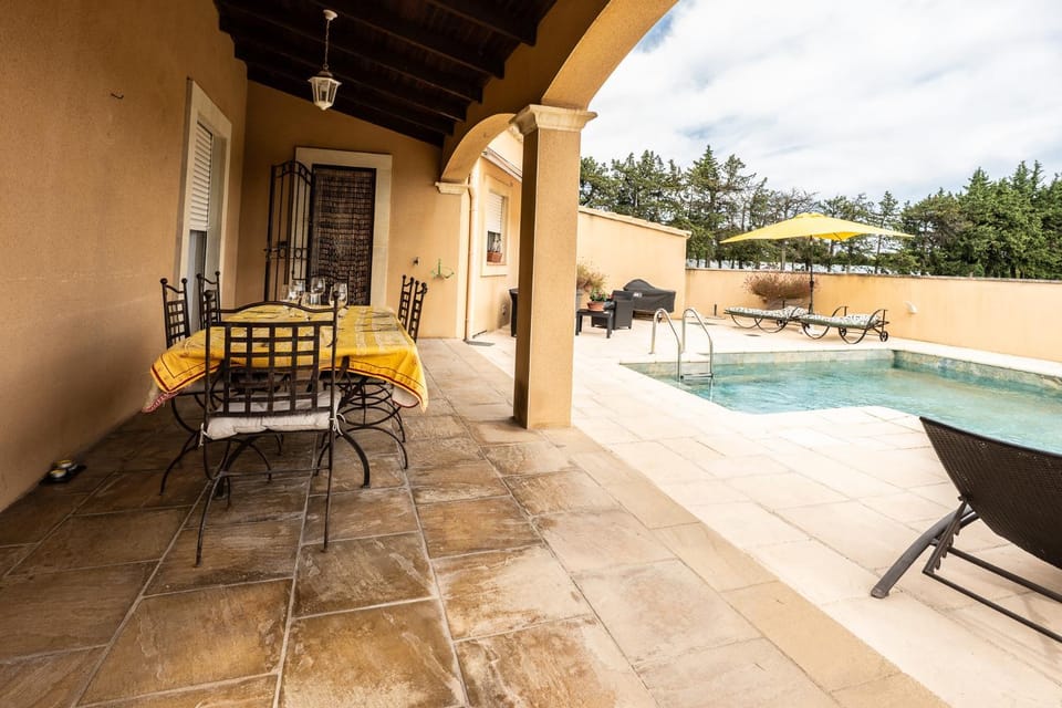 maison de cahuette Villa in Provence-Alpes-Côte d'Azur