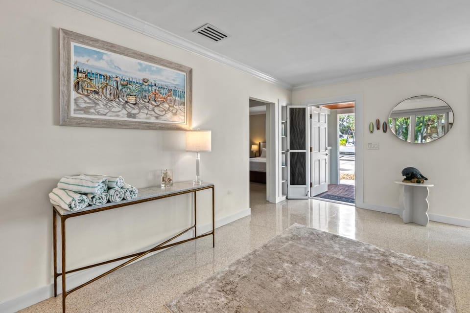 Siesta Key Waterfront Oasis - Heated Pool, Dock, Walk to Village & Beach House in Siesta Key