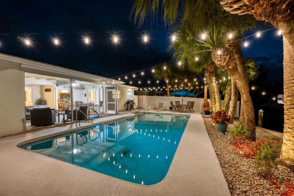 Siesta Key Waterfront Oasis - Heated Pool, Dock, Walk to Village & Beach House in Siesta Key