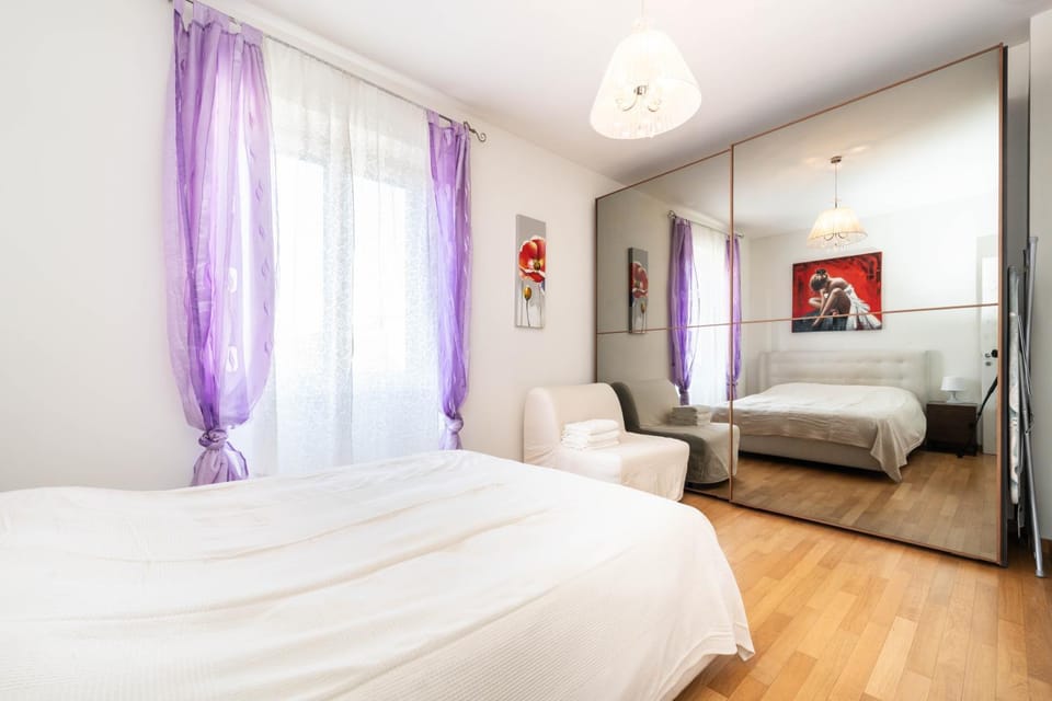 Isabel House Apartment in Milan
