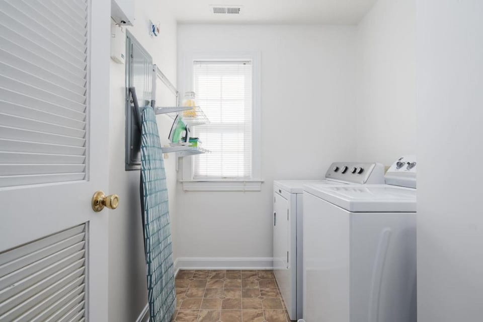 Charming 4BR Family Retreat Near Downtown Indy House in Indianapolis