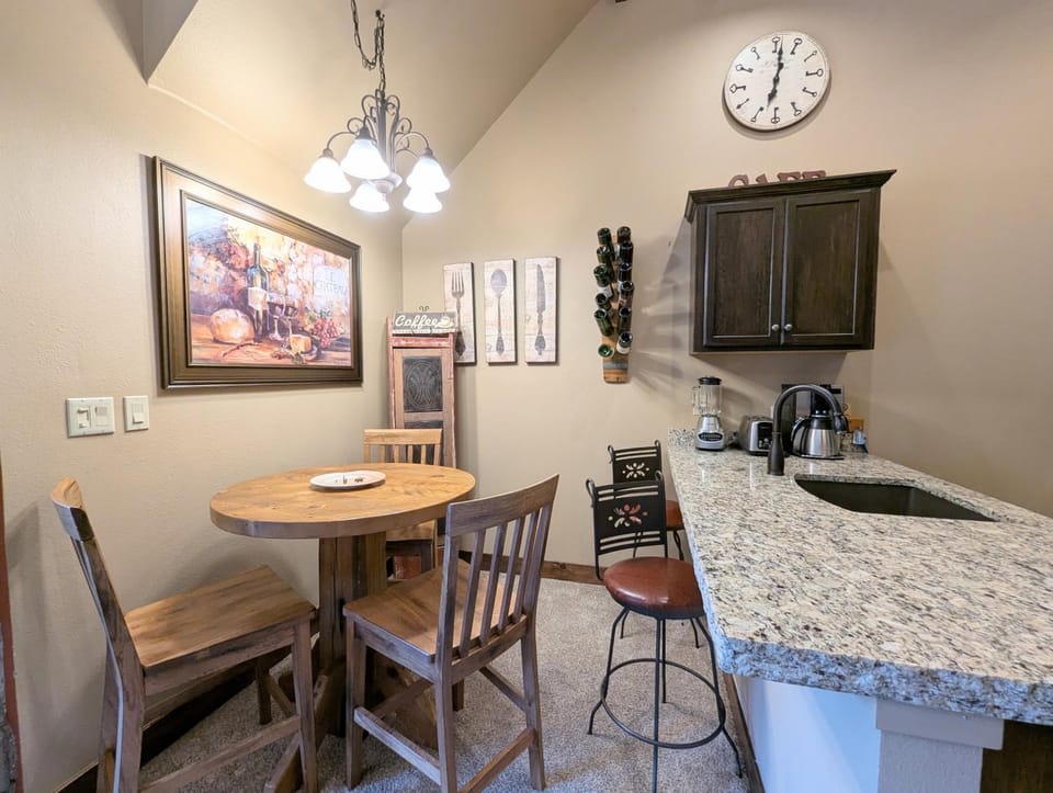 Black Bear 8073 by SummitCove Lodging in Colorado House in Keystone