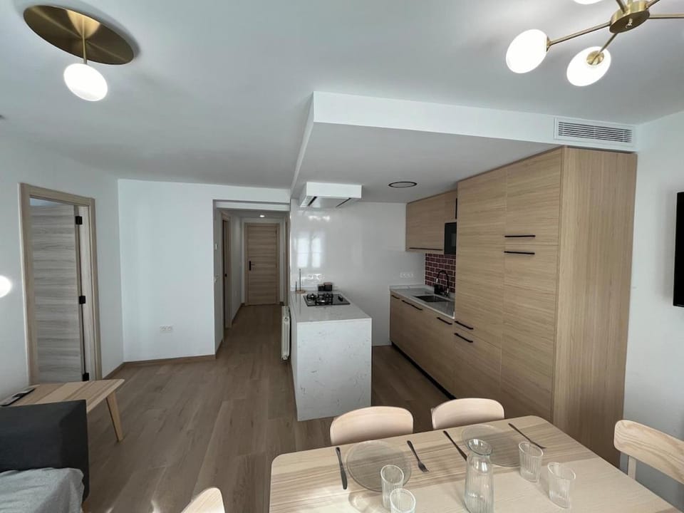 Kitchen or kitchenette, Living room, Dining area, oven, wardrobe