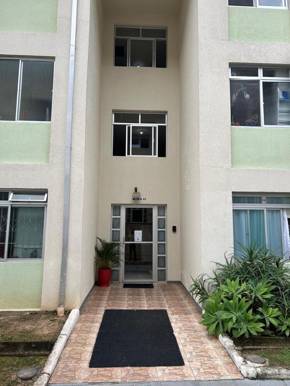 Apto com cozinha e lavanderia Apartment in Joinville