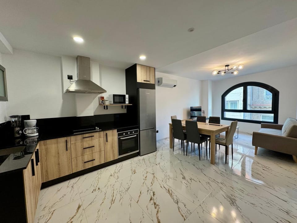 Kitchen or kitchenette, Living room, oven, stove