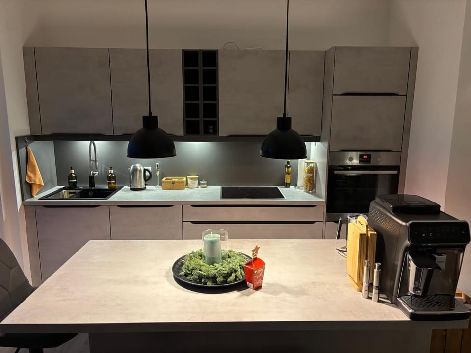 Coffee/tea facilities, Kitchen or kitchenette