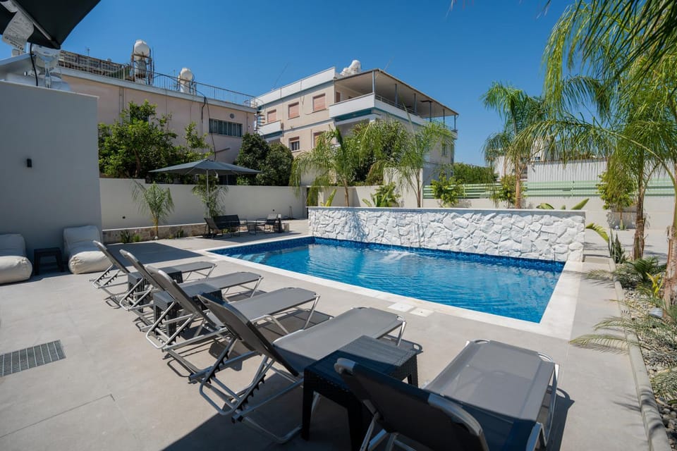 Property building, Pool view, Swimming pool