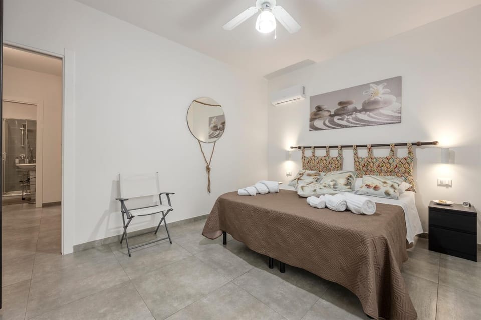 Living room, Bedroom