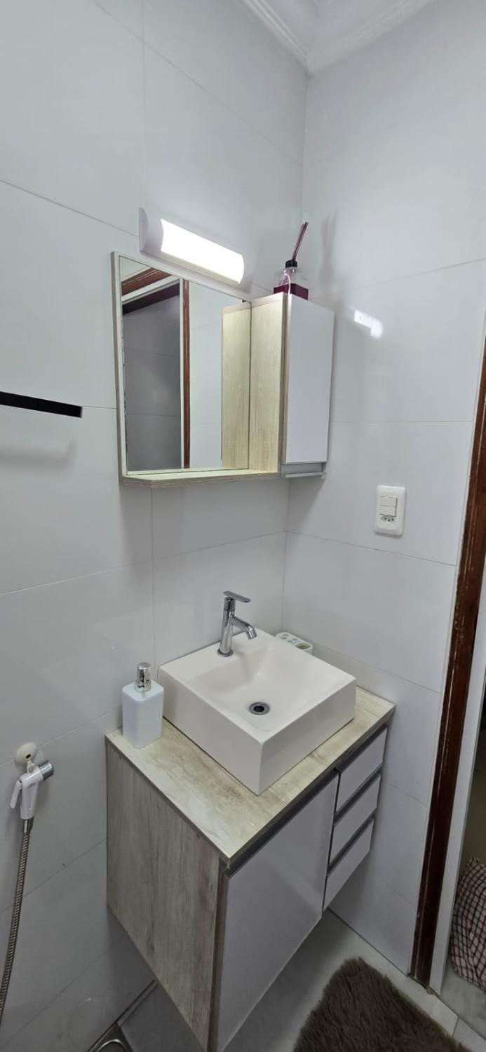 Apartamento perto da praia, mercado e restaurante, local tranquilo Apartment in State of São Paulo