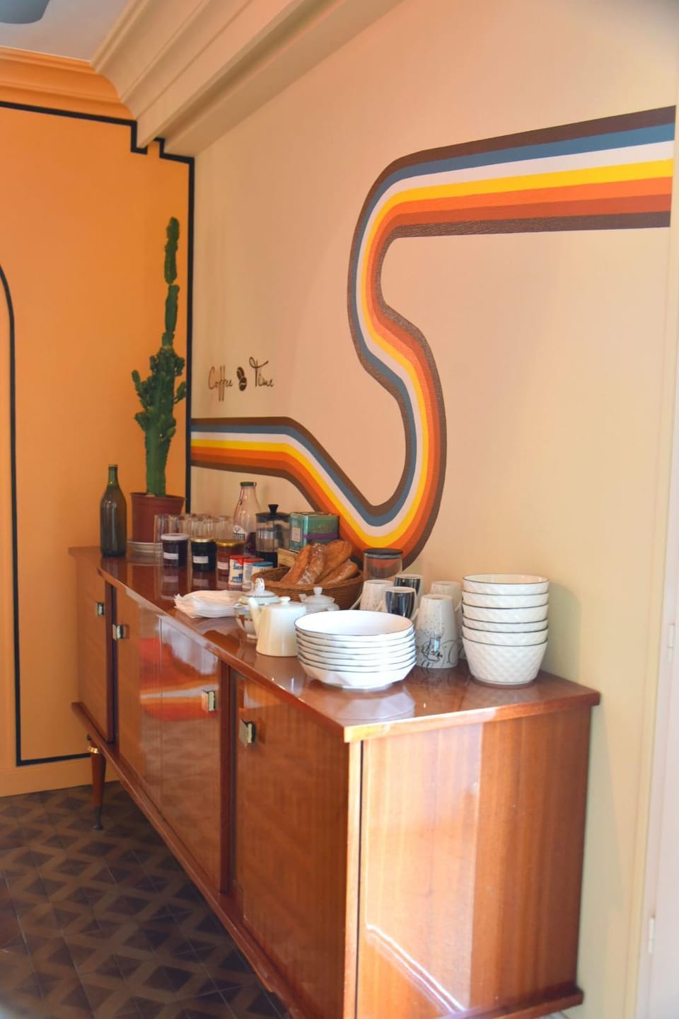 Communal lounge/ TV room, Living room, Continental breakfast