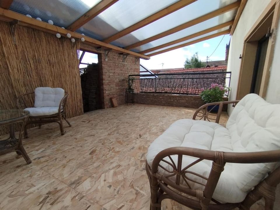 Patio, Balcony/Terrace, Balcony/Terrace