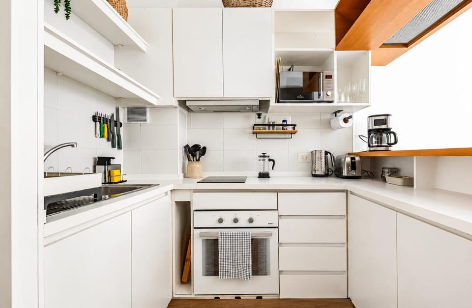 microwave, oven, kitchen