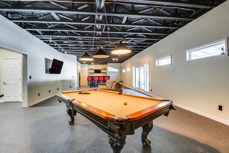 Theater Room + Gazebo: Luxury Retreat in Ellenwood House in Georgia