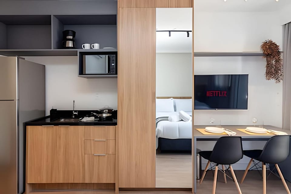 Kitchen or kitchenette, Bedroom
