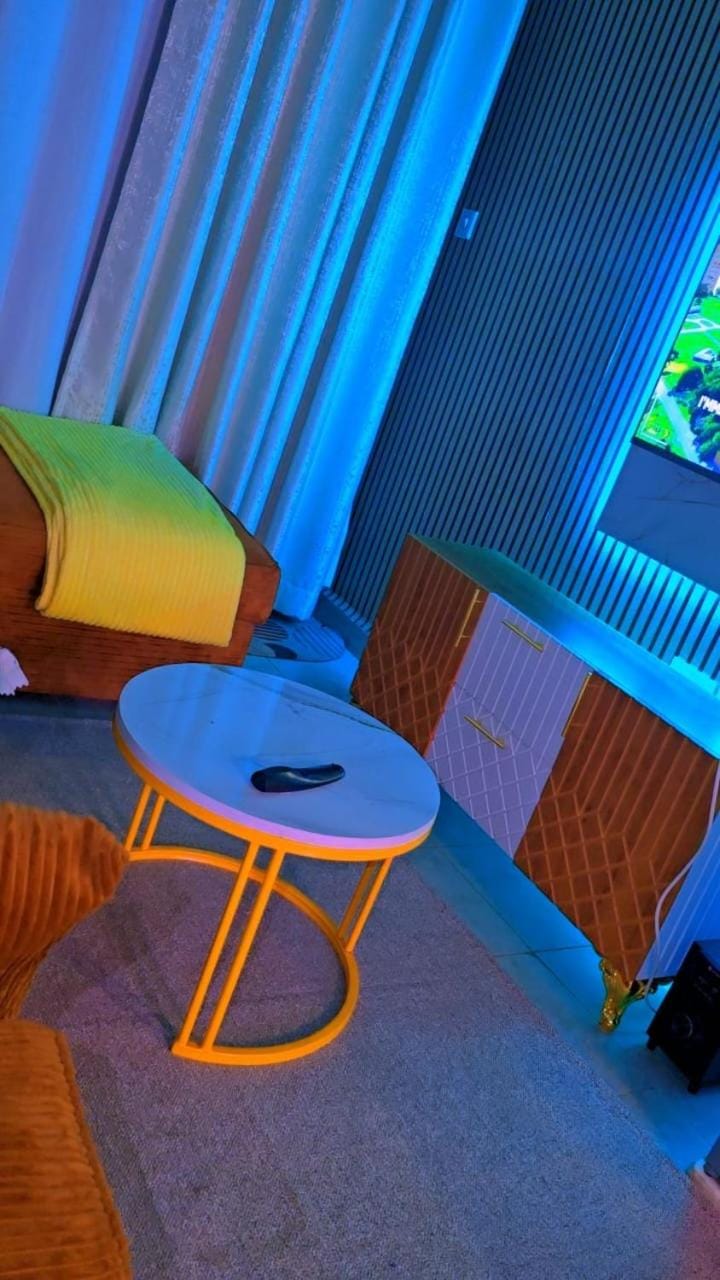Tony stays cozy, one bedroom - -Roysambu Bed and Breakfast in Nairobi County