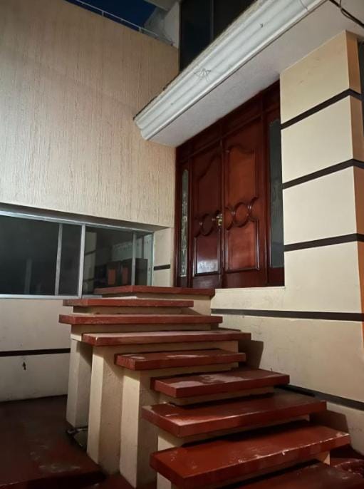 Casa céntrica, 4 recamaras, cochera para 2 autos House in Aguascalientes