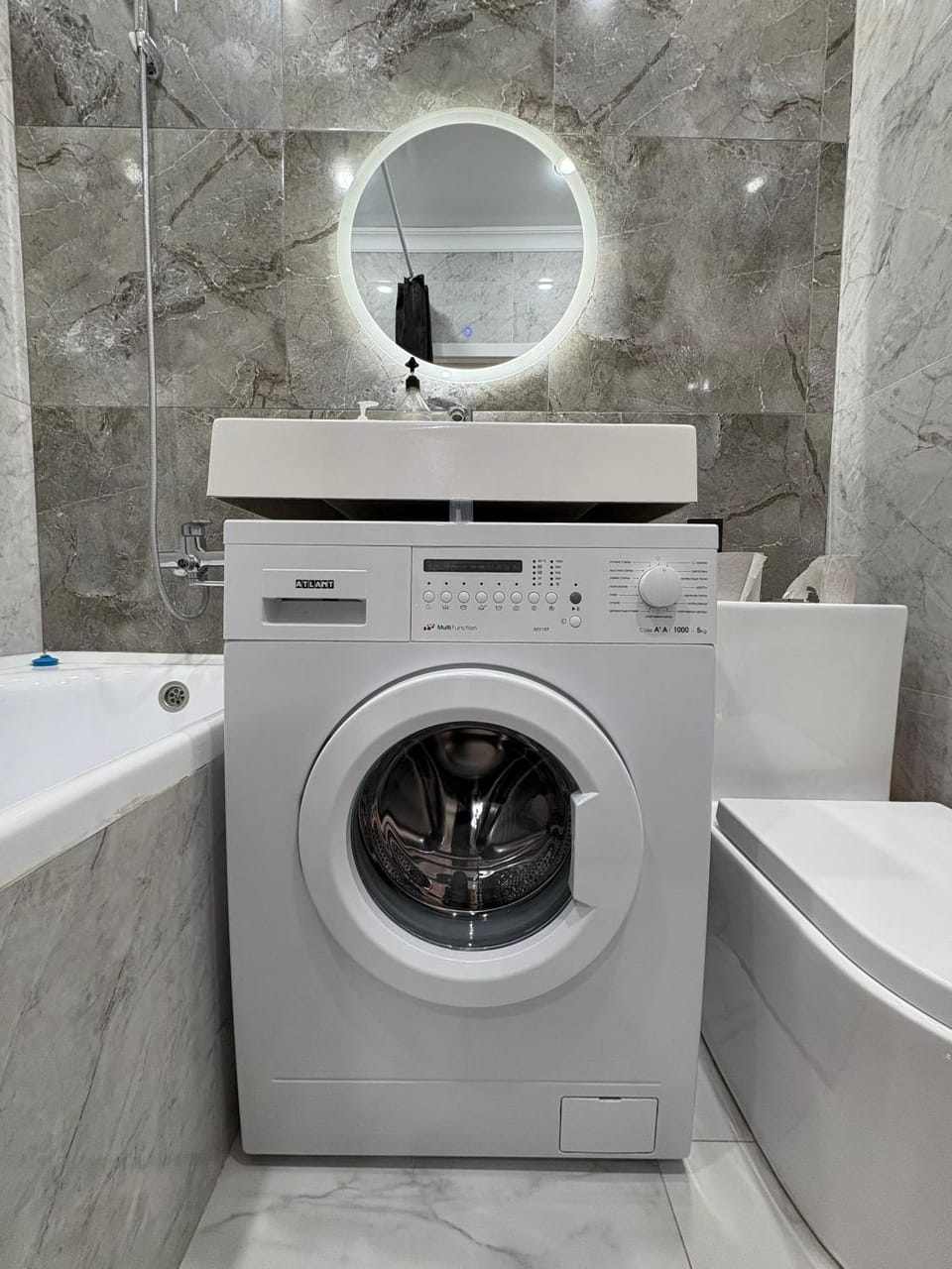 HaPPY PLACE - Центр Города Apartment in Almaty