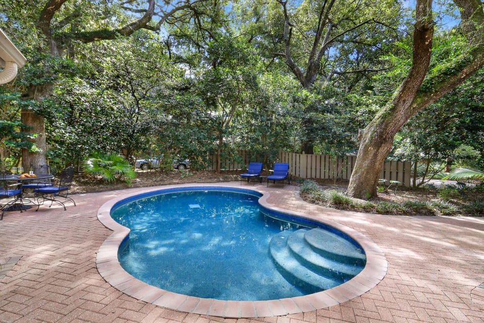 10 Battery Road House in Hilton Head Island