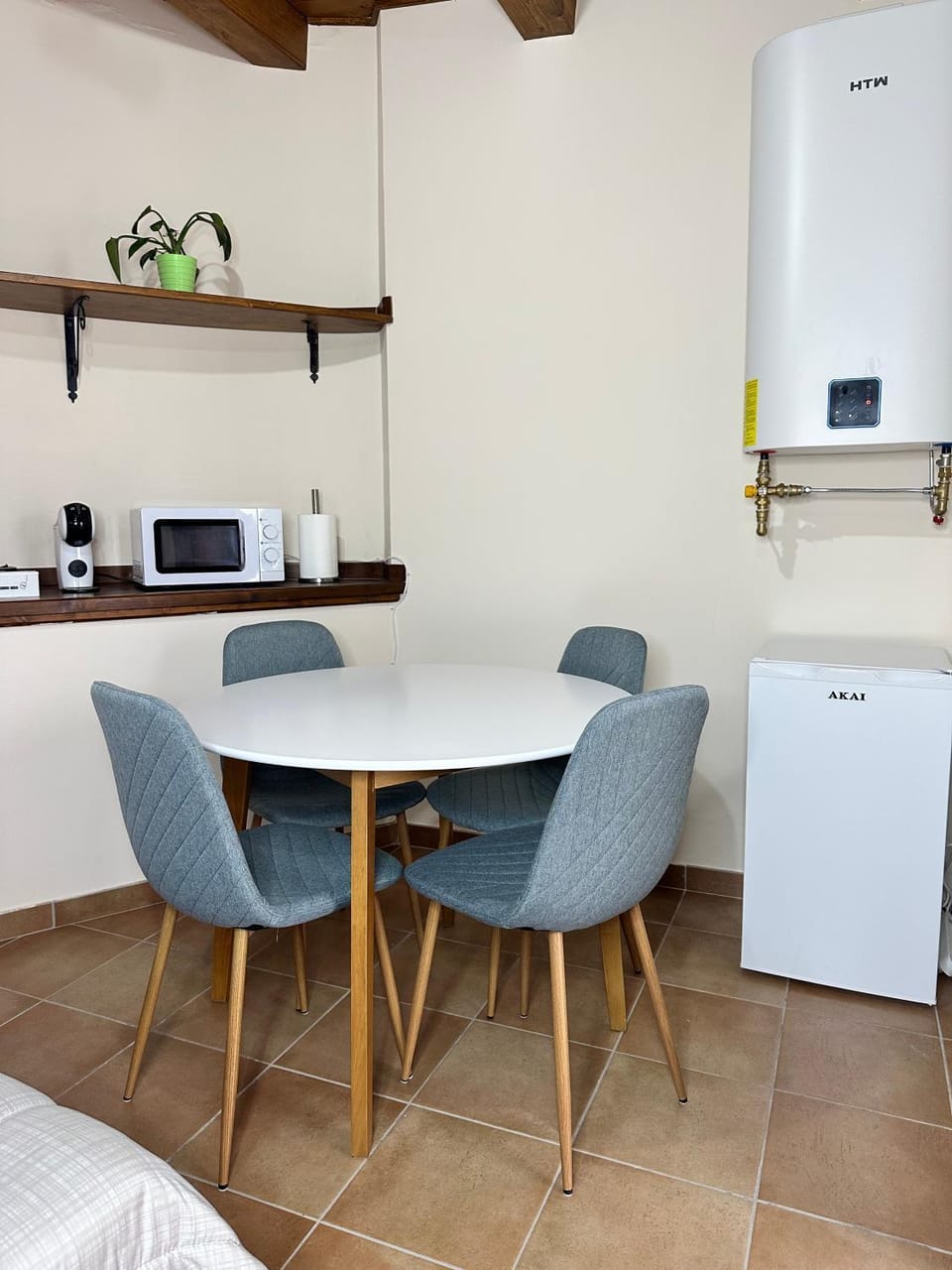 Dining area, minibar, pet friendly