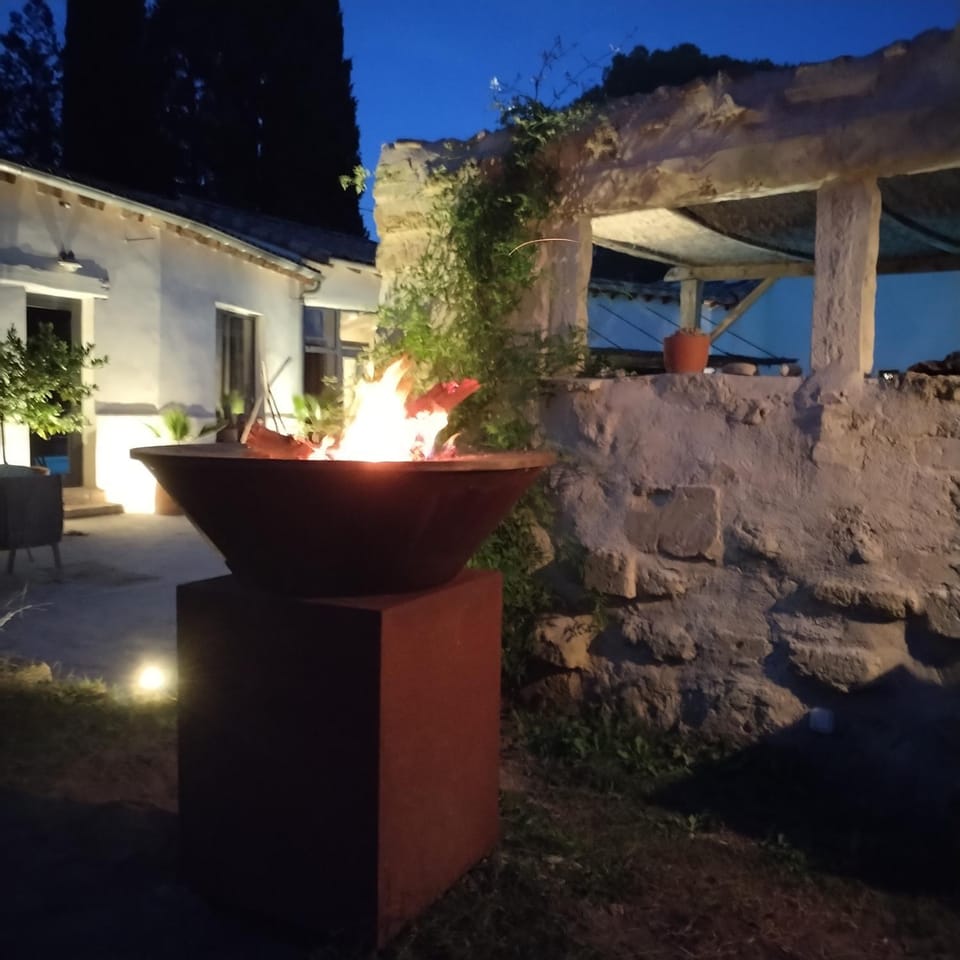 VILLA KULLA Cosy Pool&Spa Villa in Villeneuve-lès-Avignon