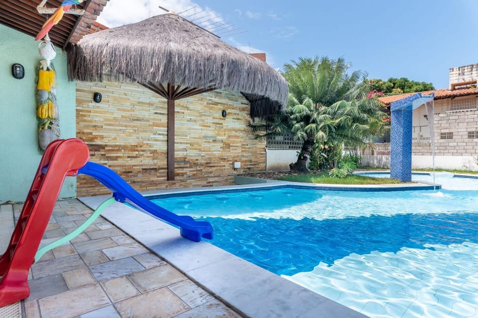 Swimming pool, Swimming pool