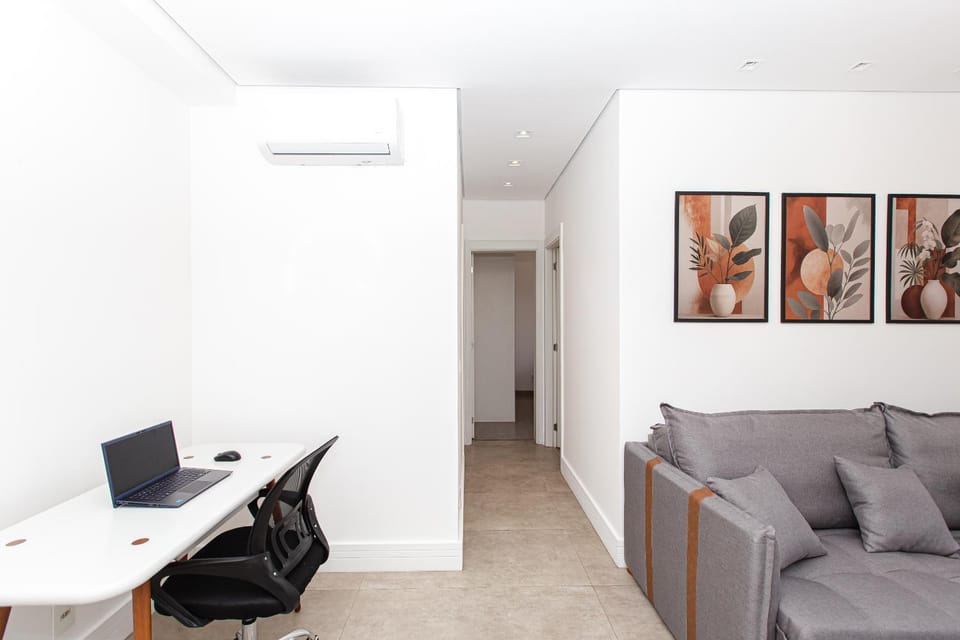Apto em Pinheiros | Faria Lima | H. Albert Einstein Apartment in Sao Paulo City