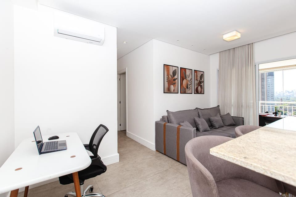 Apto em Pinheiros | Faria Lima | H. Albert Einstein Apartment in Sao Paulo City