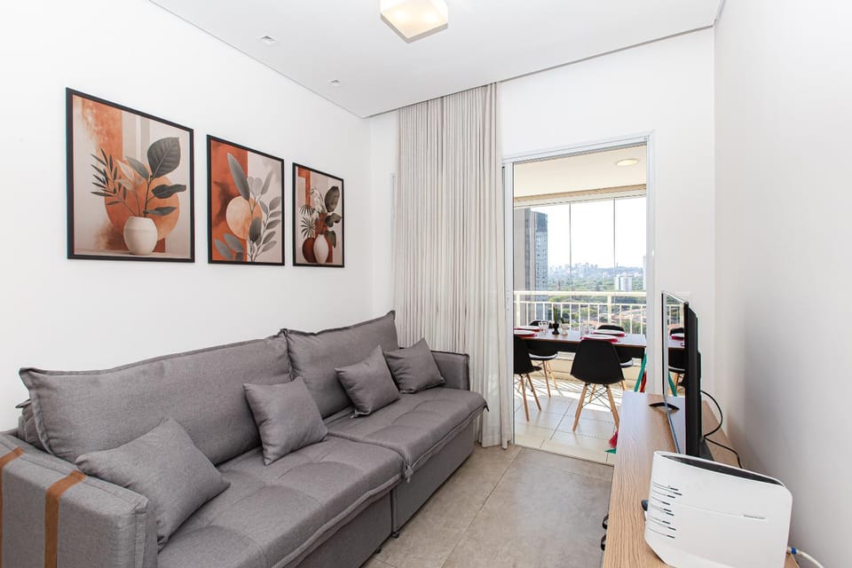 Apto em Pinheiros | Faria Lima | H. Albert Einstein Apartment in Sao Paulo City