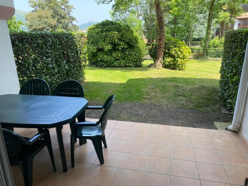 Appartement T3 à Uhart-Cize Apartment in French Basque Country