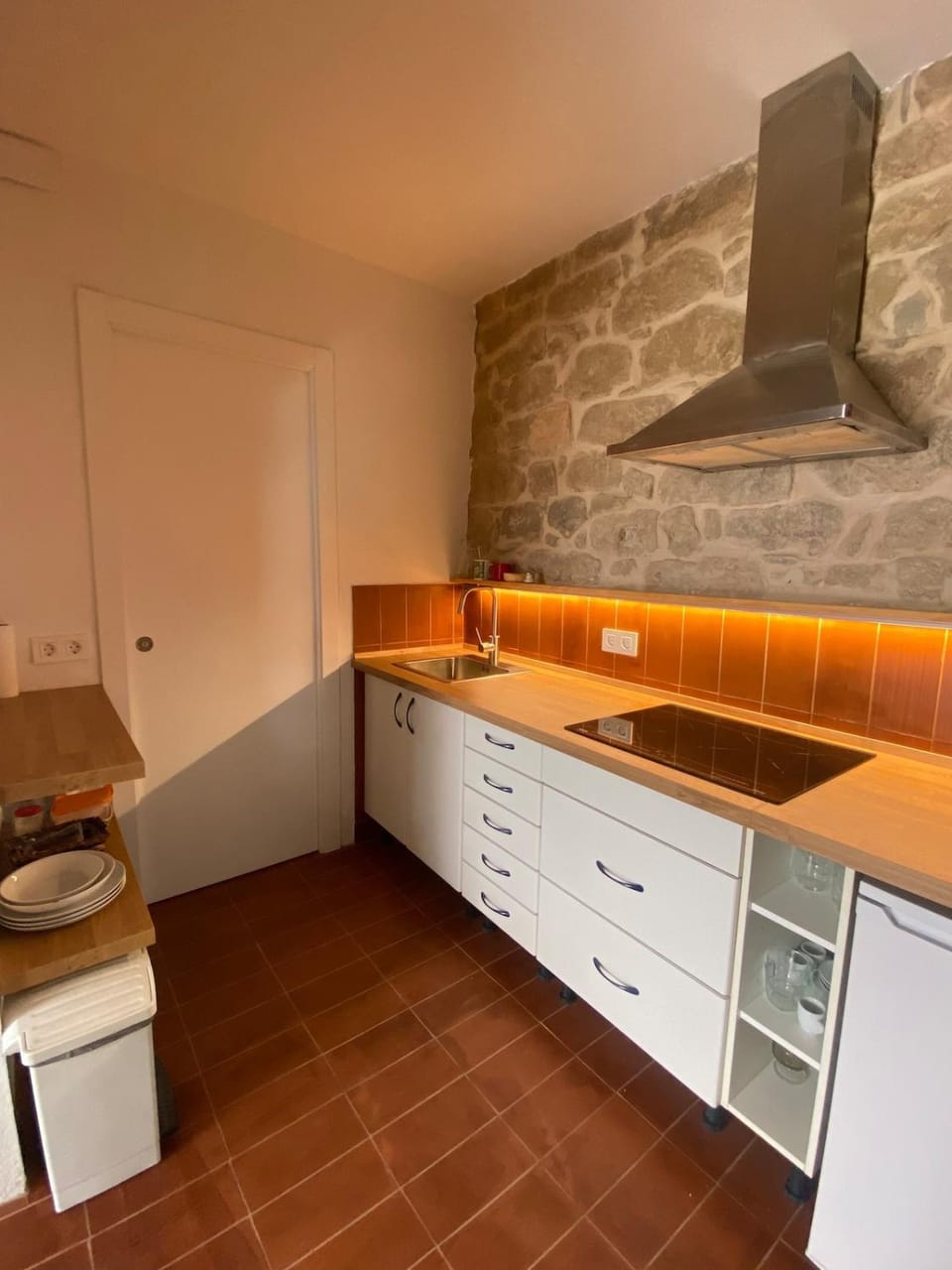 Kitchen or kitchenette