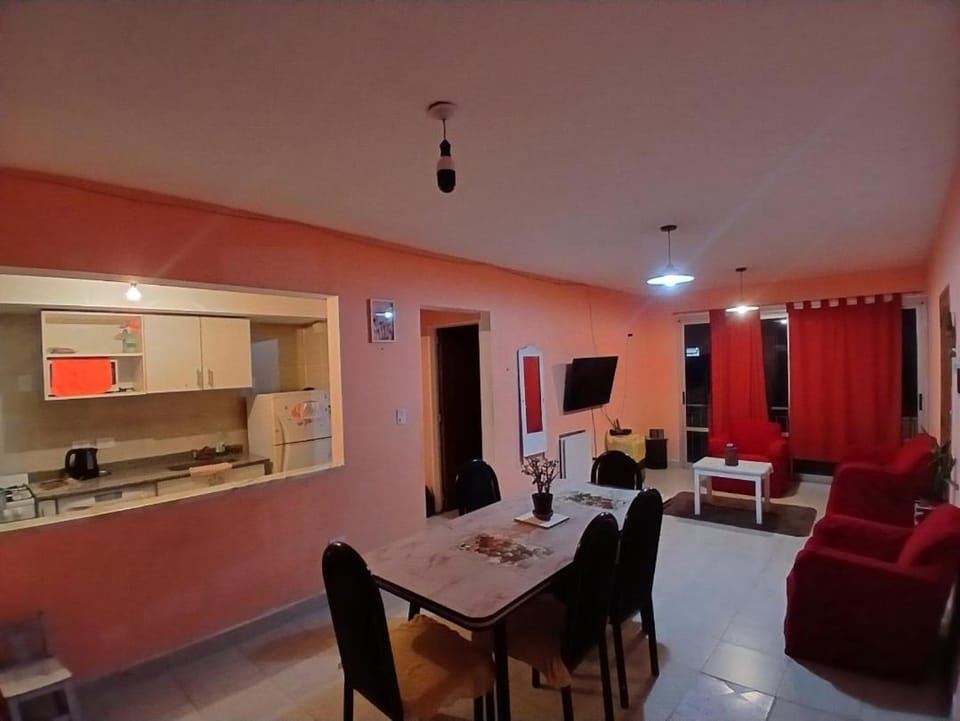 Living room, Dining area, pet friendly
