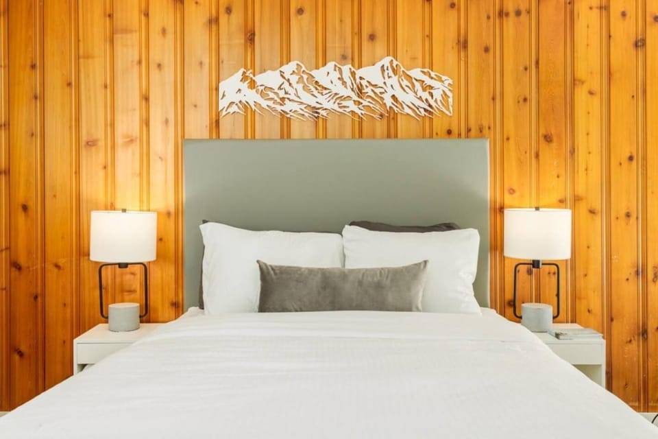 Gateway Suites near Banff House in Canmore