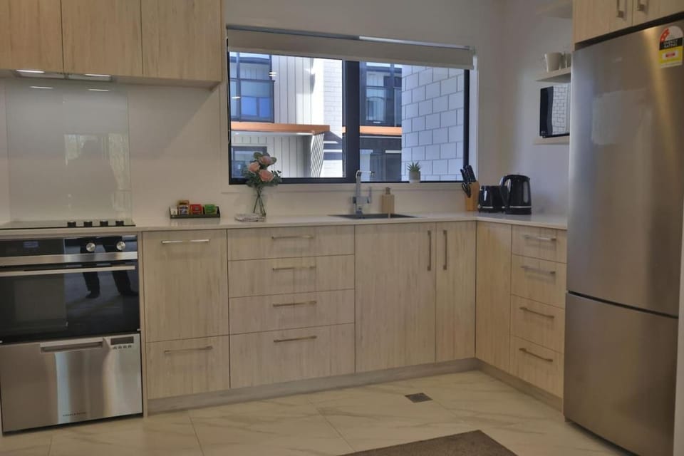 Cosy 2BR House in Carrington Rd. House in Auckland