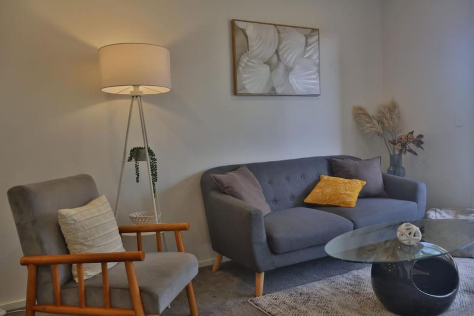 Cosy 2BR House in Carrington Rd. House in Auckland