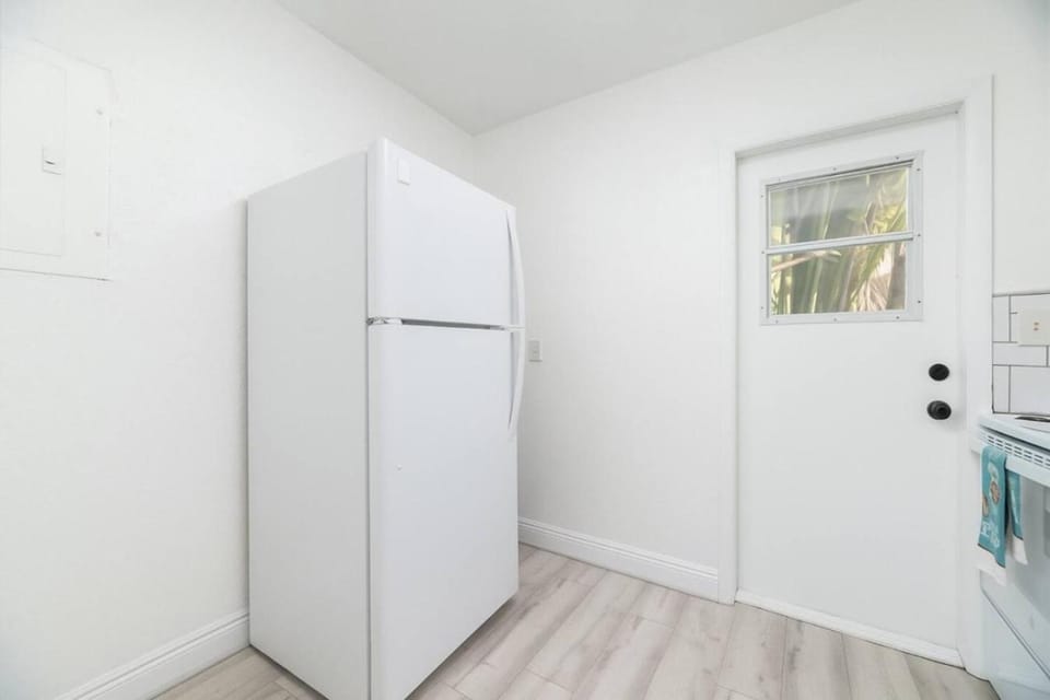 The Residences at Lake Ridge Apt 1 Apartment in Fort Lauderdale