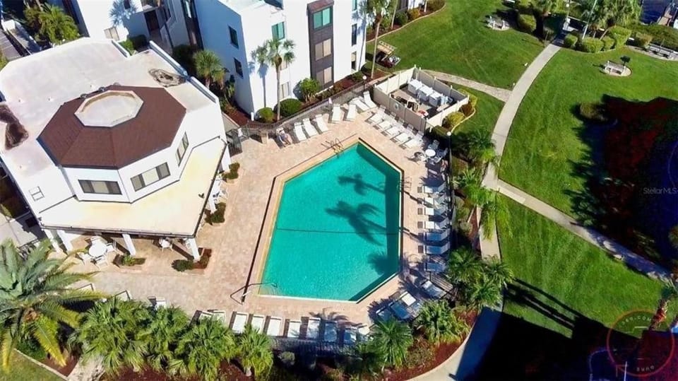 Sunsets & Seabreeze - Stay Gulfside at Tamarind Apartment in Manasota Key