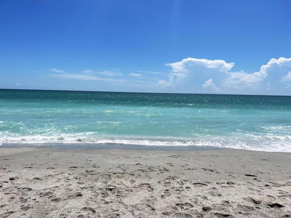 Sunsets & Skylines - Rooftop Views at Tamarind Apartment in Manasota Key