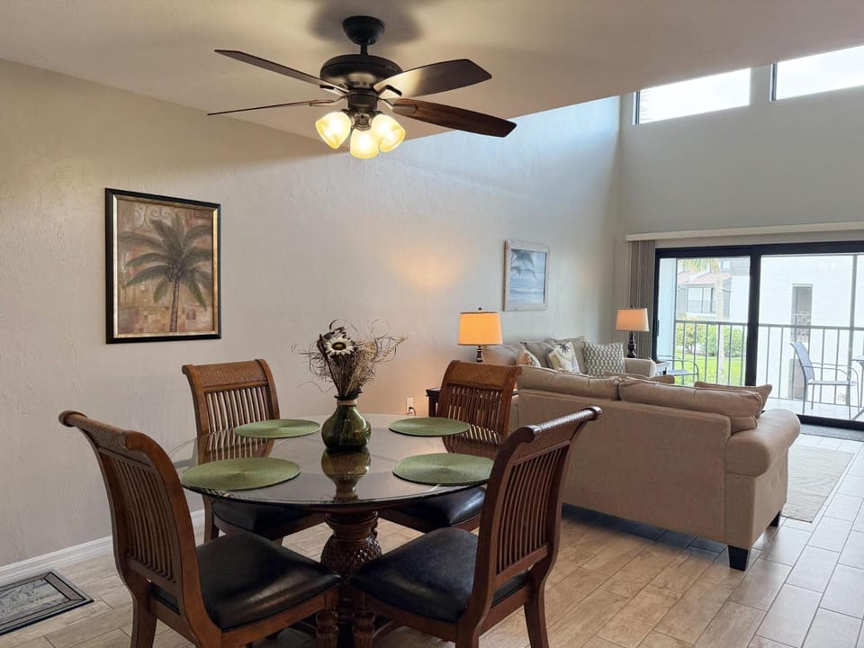 Modern Comfort – 2BR Bayside Condo at Tamarind Apartment in Manasota Key