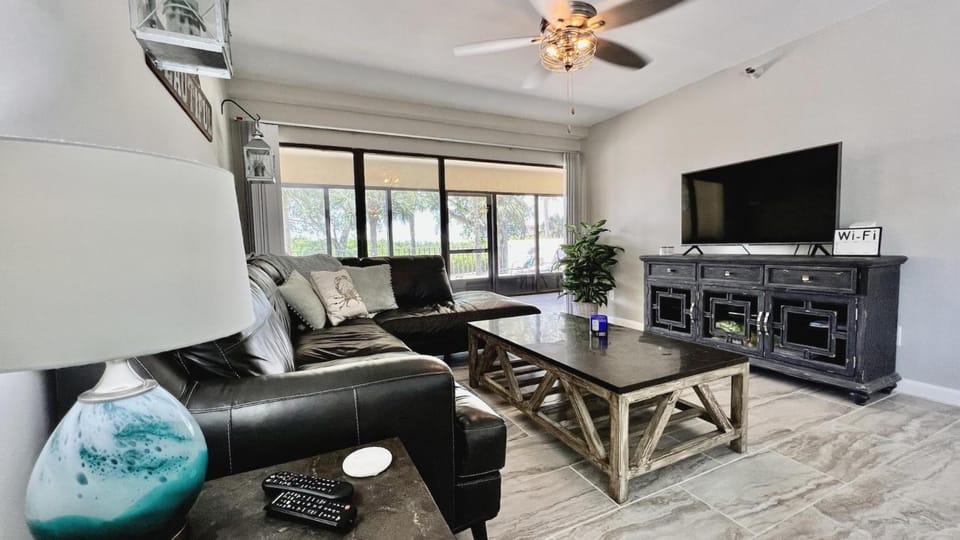 2BR Sandpiper Key - Walk to Beach & Dining Apartment in Manasota Key