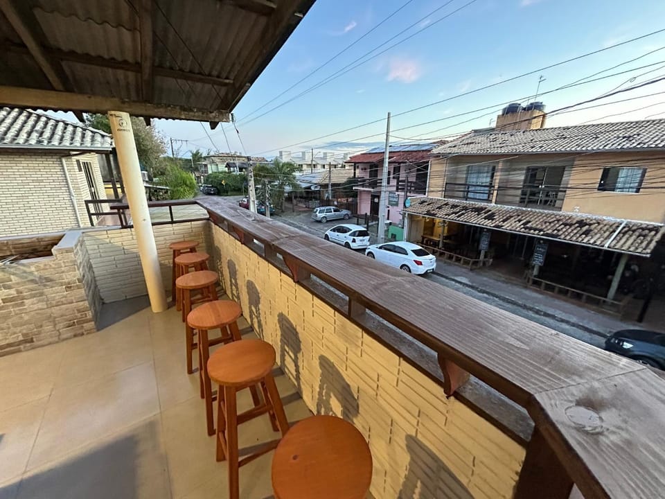 BBQ facilities, Dining area, Street view